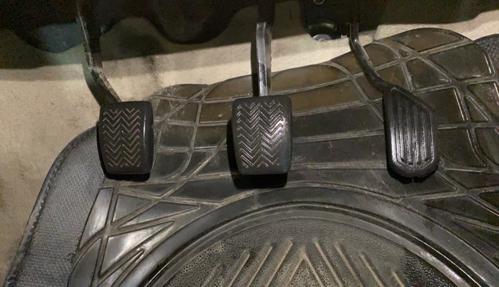 2020 Toyota YARIS J MT, Petrol, Manual, 53,019 km, Pedals