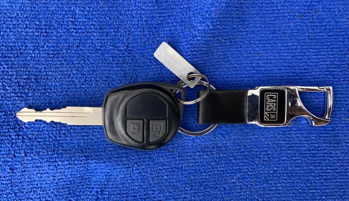 2012 Maruti Swift Dzire VDI, Diesel, Manual, 95,702 km, Key Close Up