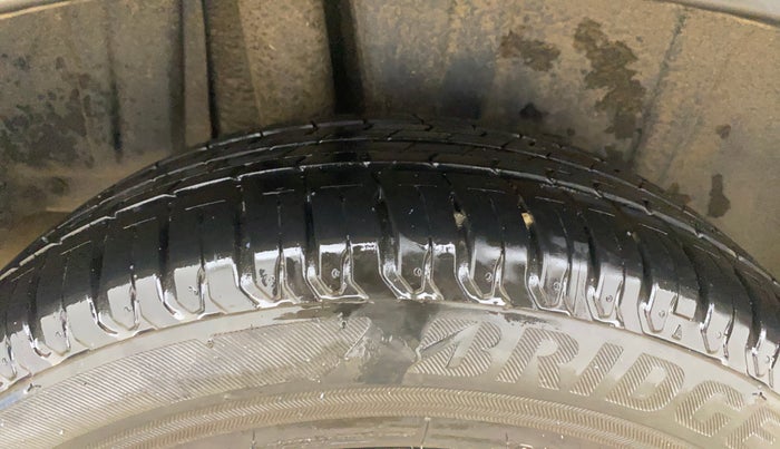 2022 Maruti XL6 ZETA AT, Petrol, Automatic, 23,299 km, Right Rear Tyre Tread