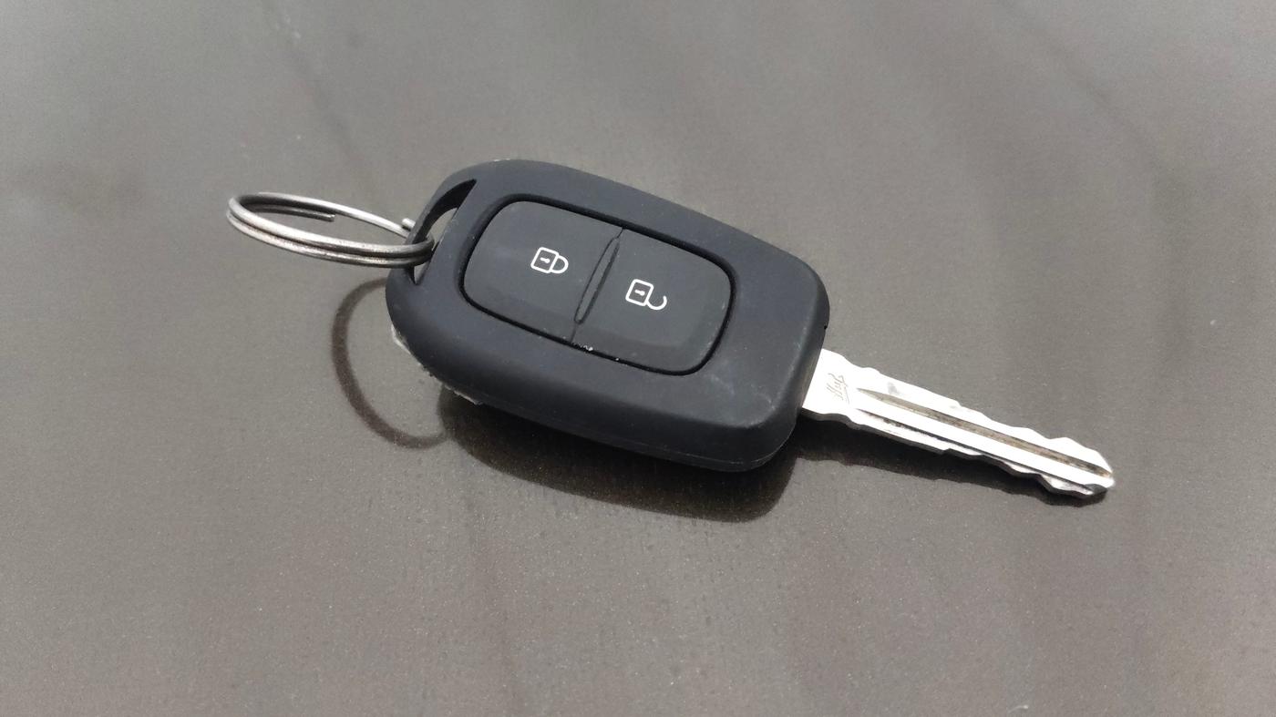 2021 Renault Duster RXS 1.3 TURBO PETROL MT, Petrol, Manual, 25,708 km, Key Close Up