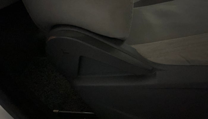 2017 Ford Ecosport TREND 1.5L PETROL, Petrol, Manual, 33,588 km, Driver Side Adjustment Panel