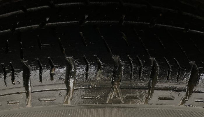 2016 Hyundai Grand i10 SPORTZ 1.2 KAPPA VTVT, Petrol, Manual, 93,631 km, Right Rear Tyre Tread