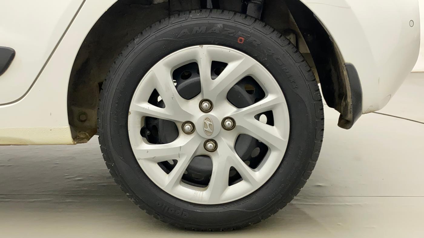 2019 Hyundai Grand i10 SPORTZ 1.2 KAPPA VTVT, Petrol, Manual, 26,498 km, Left Rear Wheel