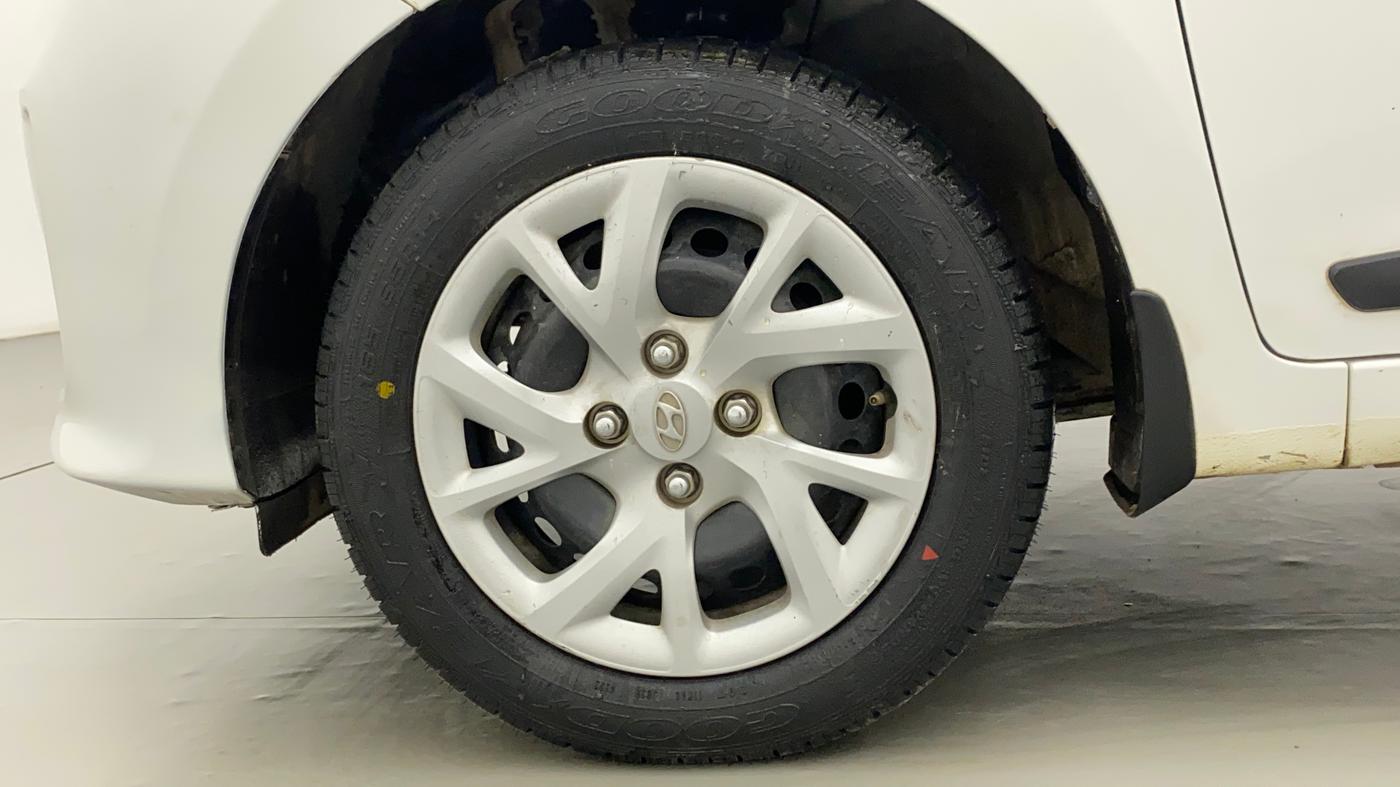 2019 Hyundai Grand i10 SPORTZ 1.2 KAPPA VTVT, Petrol, Manual, 26,498 km, Left Front Wheel