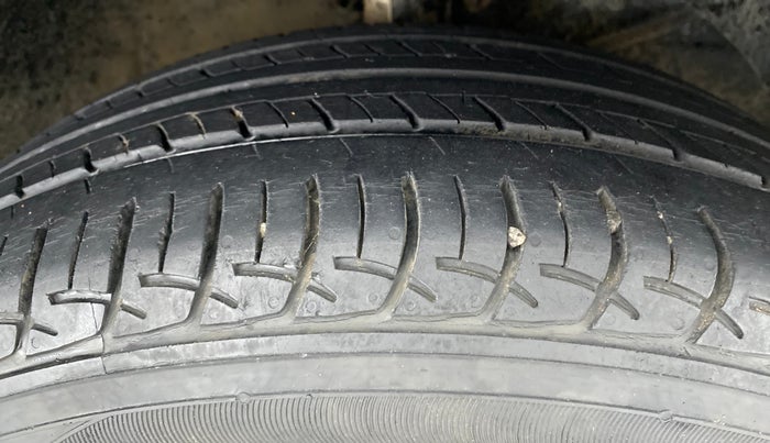 2018 Maruti Baleno DELTA 1.2 K12, Petrol, Manual, 29,199 km, Right Front Tyre Tread