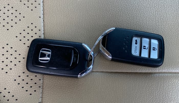 2022 Honda City 1.5L I-VTEC VX, Petrol, Manual, 37,205 km, Key Close Up
