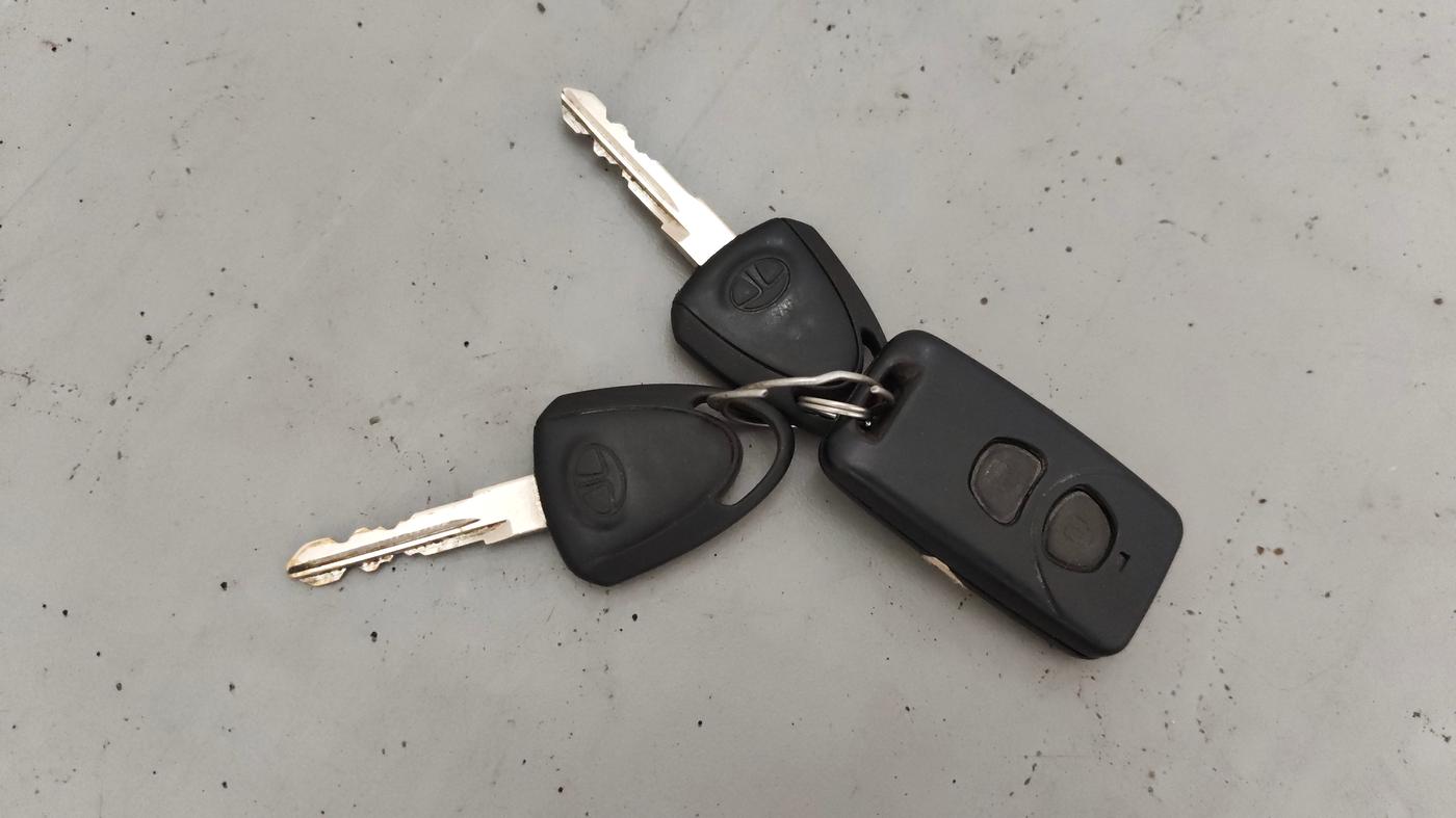 2016 Tata Nano TWIST XT, Petrol, Manual, 35,756 km, Key Close Up