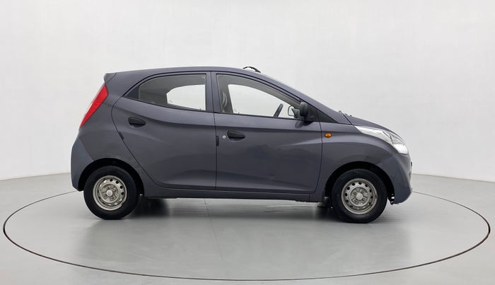 2016 Hyundai Eon D-LITE+, Petrol, Manual, 29,635 km, Right Side View