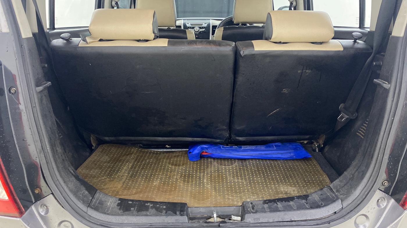 2014 Maruti Wagon R 1.0 VXI, Petrol, Manual, 68,936 km, Boot Inside