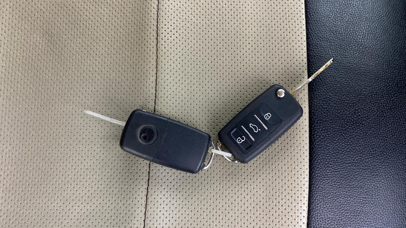 2014 Maruti Wagon R 1.0 VXI, Petrol, Manual, 68,936 km, Key Close Up