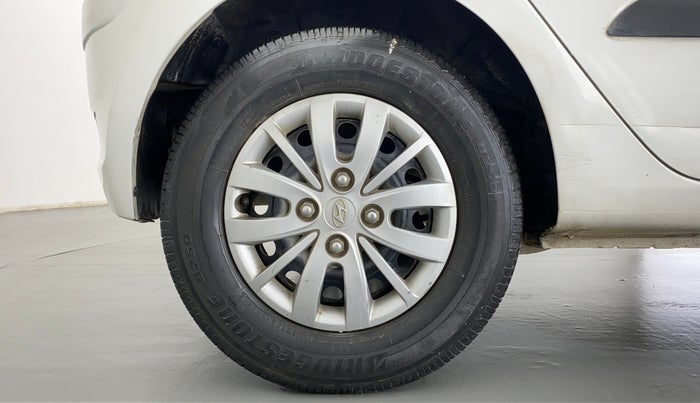 2016 Hyundai i10 SPORTZ 1.1 IRDE2, Petrol, Manual, 34,610 km, Right Rear Wheel