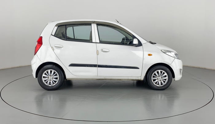 2016 Hyundai i10 SPORTZ 1.1 IRDE2, Petrol, Manual, 34,610 km, Right Side View