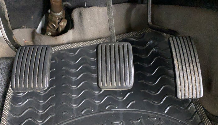 2016 Hyundai i10 SPORTZ 1.1 IRDE2, Petrol, Manual, 34,610 km, Pedals