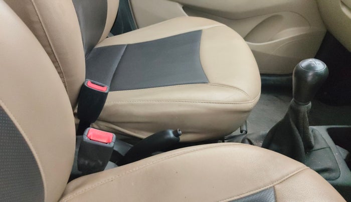 2017 Hyundai Eon MAGNA +, Petrol, Manual, 34,960 km, Gear Lever