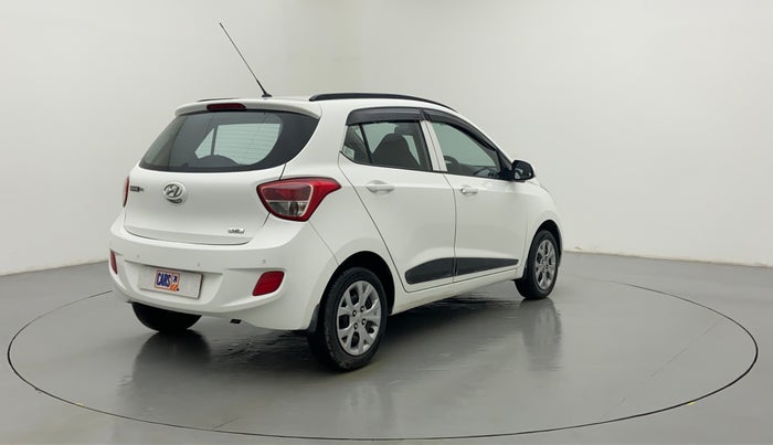 2015 Hyundai Grand i10 SPORTZ 1.2 KAPPA VTVT, Petrol, Manual, 13,675 km, Right Back Diagonal