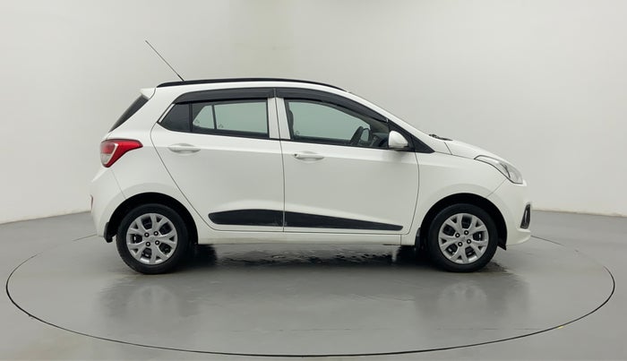 2015 Hyundai Grand i10 SPORTZ 1.2 KAPPA VTVT, Petrol, Manual, 13,675 km, Right Side