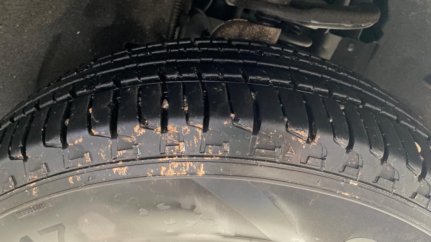 2023 Mahindra SCORPIO-N Z2 PETROL MT 7 STR, Petrol, Manual, 18,151 km, Right Front Tyre Tread