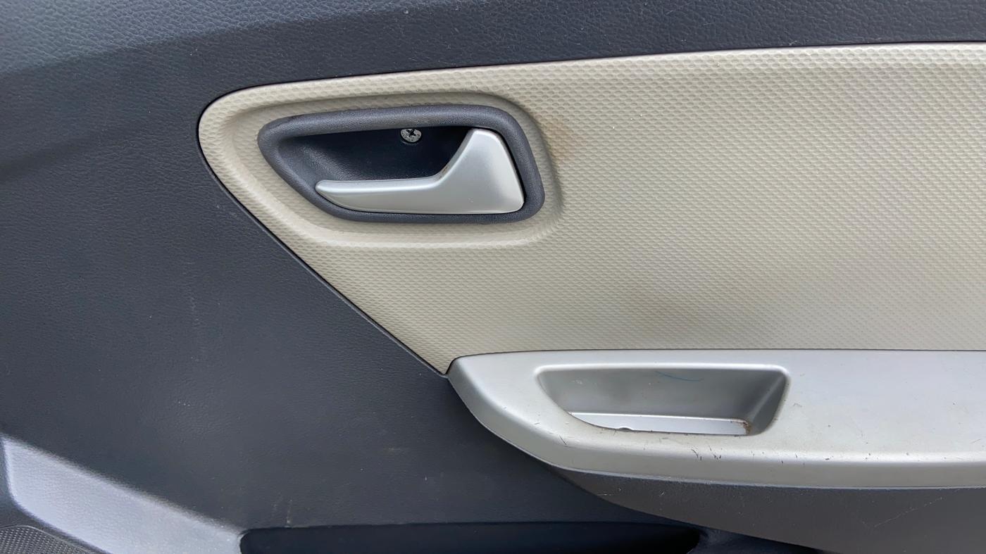 2017 Maruti Alto K10 VXI (O) AMT, Petrol, Automatic, 20,770 km, Driver Side Door Panels Control