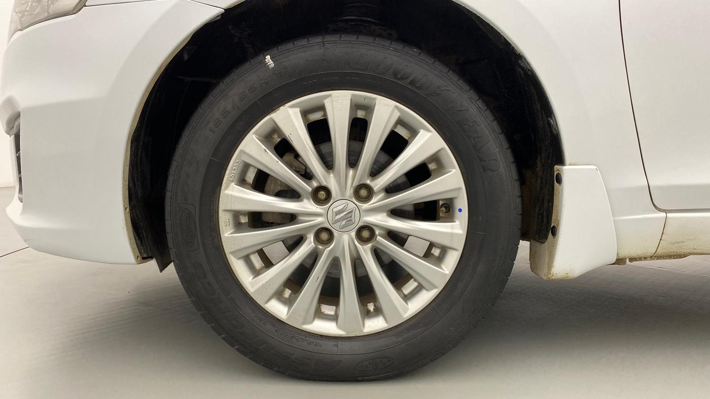 2014 Maruti Ciaz ZXI AMT, Petrol, Automatic, 43,773 km, Left Front Wheel