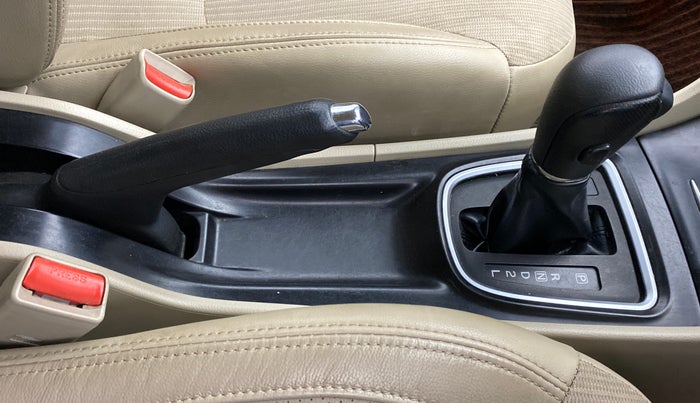 2014 Maruti Ciaz ZXI AMT, Petrol, Automatic, 43,773 km, Gear Lever