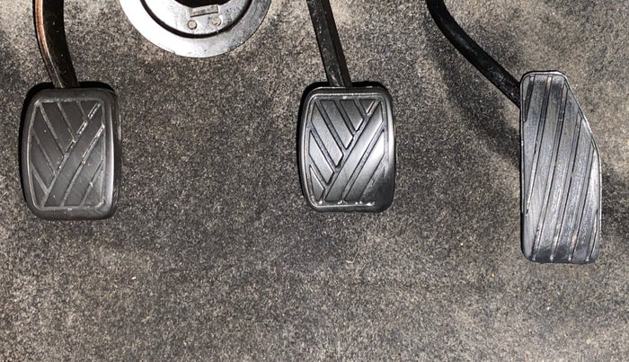 2018 Maruti Wagon R 1.0 LXI CNG, CNG, Manual, 63,646 km, Pedals