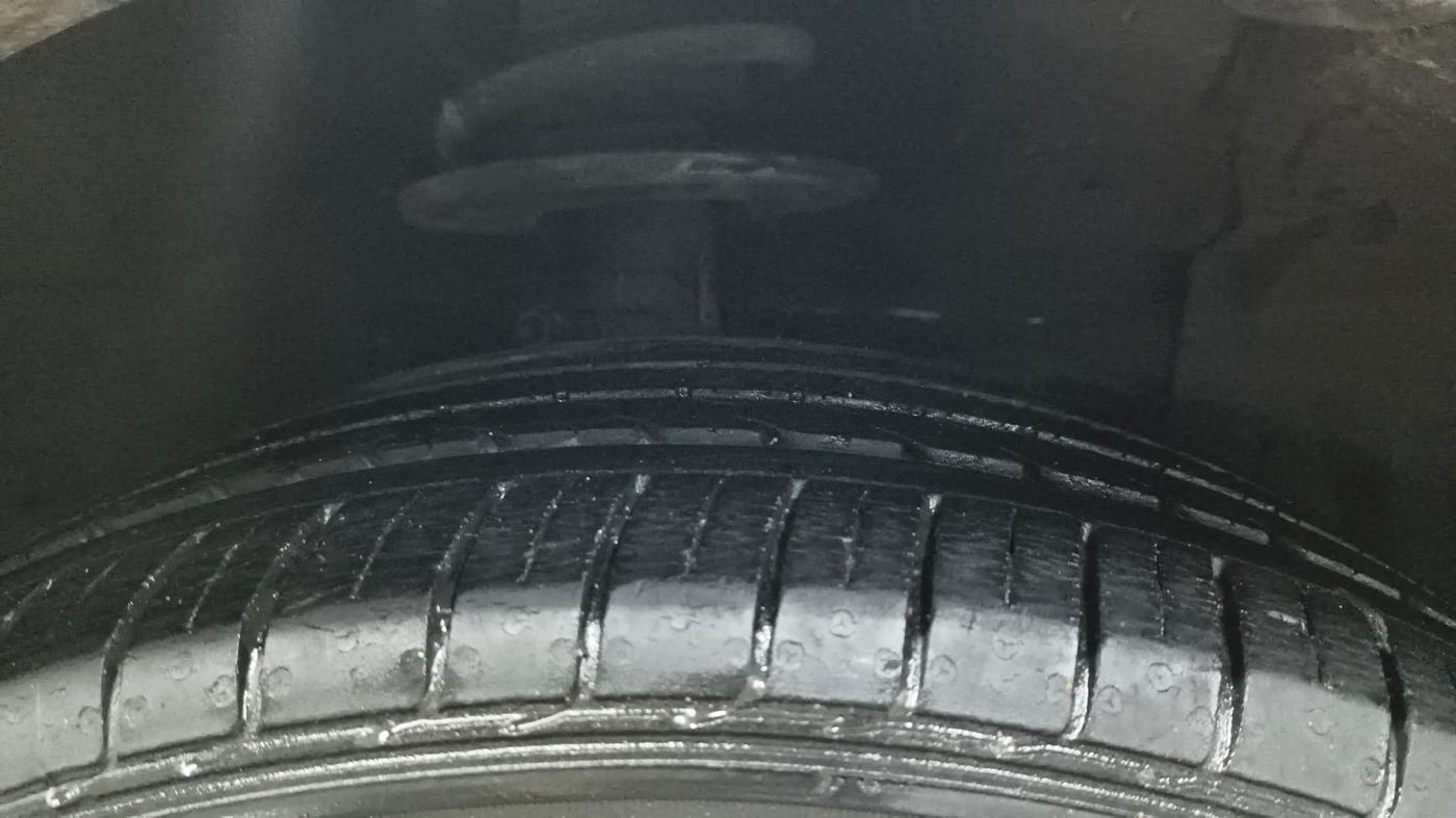 2016 Maruti Ciaz ZXI+, Petrol, Manual, 29,751 km, Right Front Tyre Tread