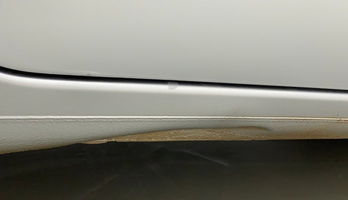 2014 Honda Amaze 1.2L I-VTEC VX, Petrol, Manual, 53,235 km, Right running board - Slightly dented