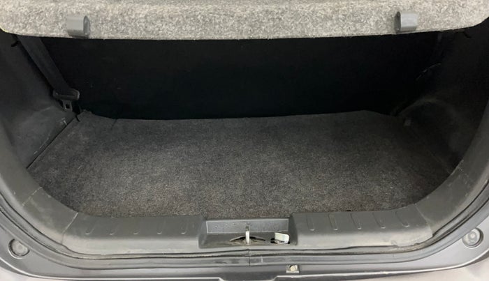 2016 Maruti Alto K10 VXI, Petrol, Manual, 26,326 km, Boot Inside