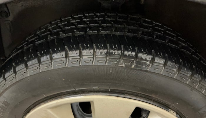 2016 Maruti Alto K10 VXI, Petrol, Manual, 26,326 km, Left Front Tyre Tread
