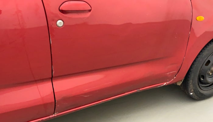 2017 Datsun Redi Go T (O), Petrol, Manual, 26,603 km, Driver-side door - Slightly dented