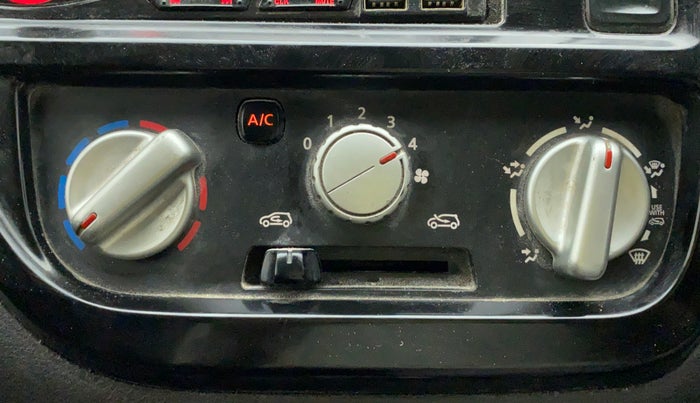 2017 Datsun Redi Go T (O), Petrol, Manual, 26,603 km, Dashboard - Air Re-circulation knob is not working