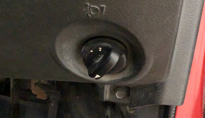 2017 Datsun Redi Go T (O), Petrol, Manual, 26,603 km, Dashboard - Headlight height adjustment not working