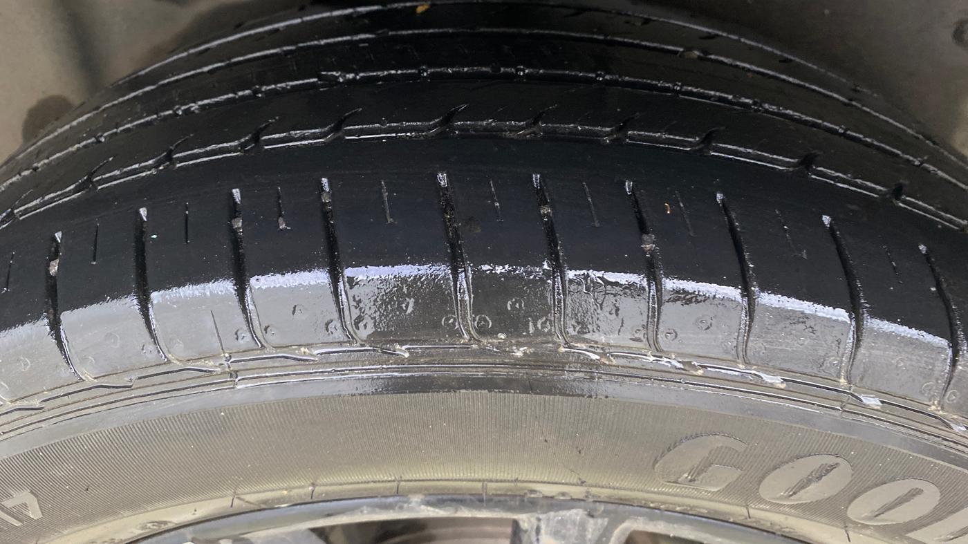 2020 MG HECTOR PLUS SHARP 1.5 PETROL TURBO DCT 6-STR, Petrol, Automatic, 41,852 km, Right Rear Tyre Tread