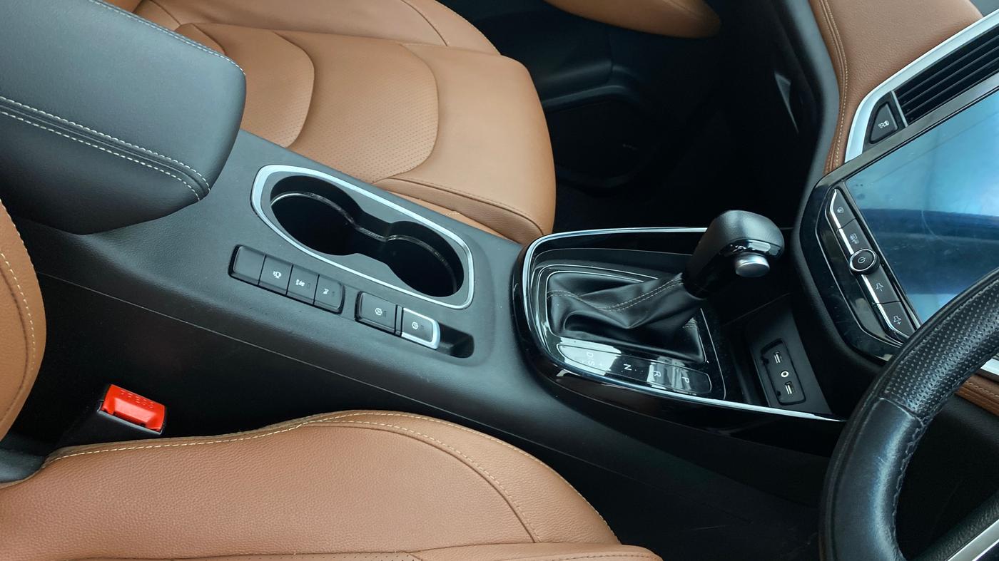 2020 MG HECTOR PLUS SHARP 1.5 PETROL TURBO DCT 6-STR, Petrol, Automatic, 41,852 km, Gear Lever