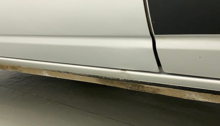 2018 Renault Kwid RXT 0.8, Petrol, Manual, 28,639 km, Left running board - Slightly dented