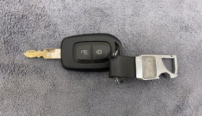 2018 Renault Kwid RXT 0.8, Petrol, Manual, 28,639 km, Lock system - Central locking partially non-functional (Internal)