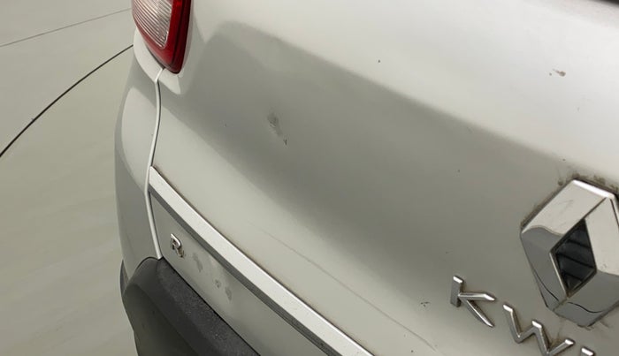 2018 Renault Kwid RXT 0.8, Petrol, Manual, 28,639 km, Dicky (Boot door) - Slightly dented