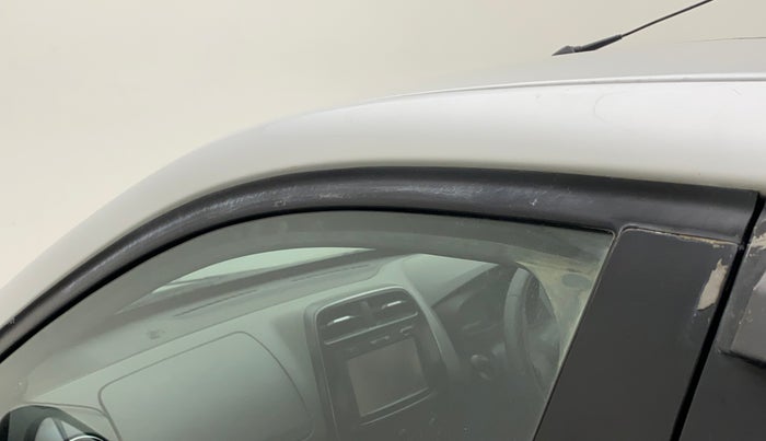 2018 Renault Kwid RXT 0.8, Petrol, Manual, 28,639 km, Front passenger door - Door visor damaged