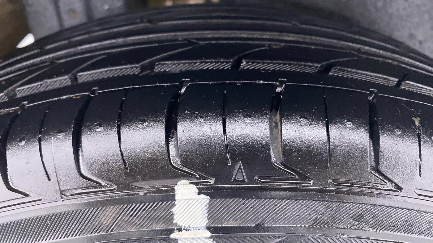 2012 Maruti A Star VXI ABS AT, Petrol, Automatic, 98,711 km, Right Rear Tyre Tread