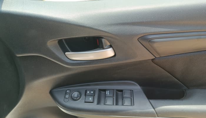 2021 Honda WR-V 1.5L I-DTEC SV MT, Diesel, Manual, 86,383 km, Driver Side Door Panels Control