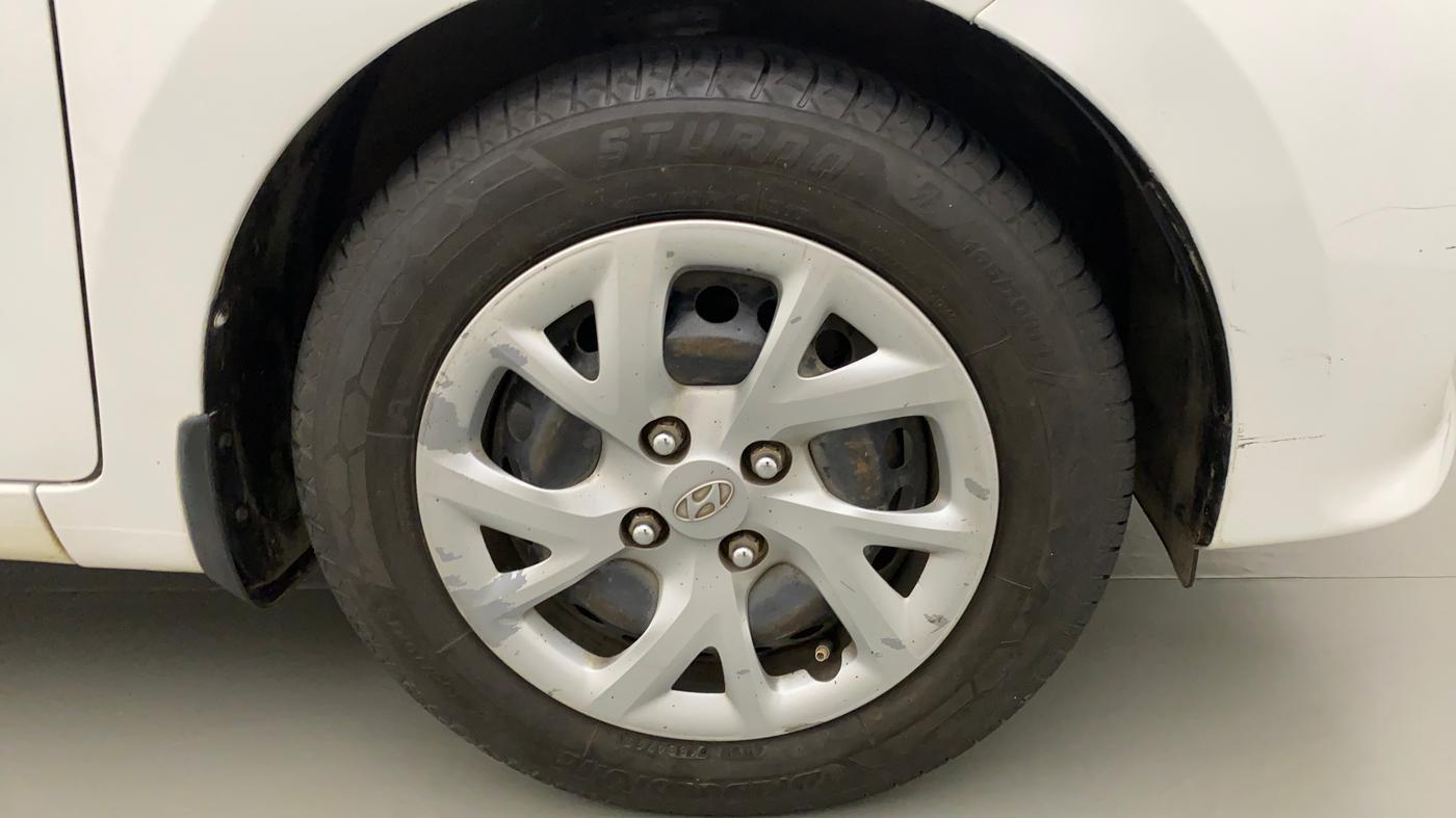 2018 Hyundai Grand i10 SPORTZ 1.2 KAPPA VTVT, Petrol, Manual, 59,392 km, Right Front Wheel