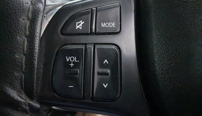 2017 Maruti Baleno ZETA CVT PETROL 1.2, Petrol, Automatic, 95,307 km, Steering wheel - Sound system control not functional
