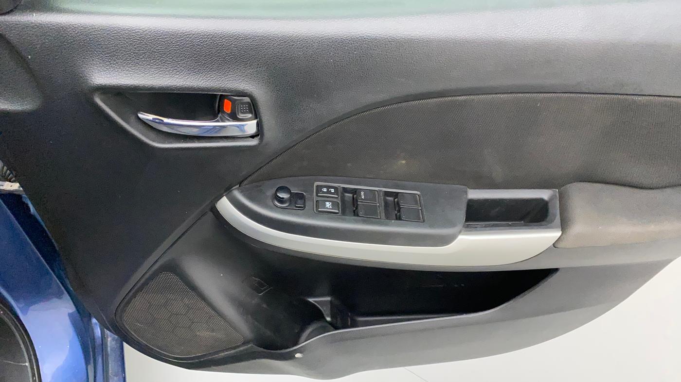 2017 Maruti Baleno ZETA CVT PETROL 1.2, Petrol, Automatic, 95,307 km, Driver Side Door Panels Control