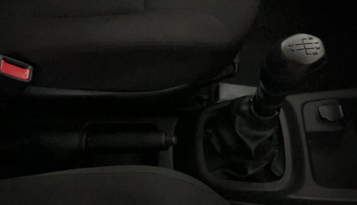 2019 Renault Kwid RXL, Petrol, Manual, 5,855 km, Gear Lever