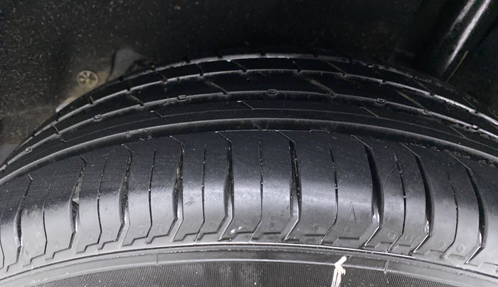 2016 Ford Ecosport 1.0 TREND+ (ECOBOOST), Petrol, Manual, 45,611 km, Left Rear Tyre Tread