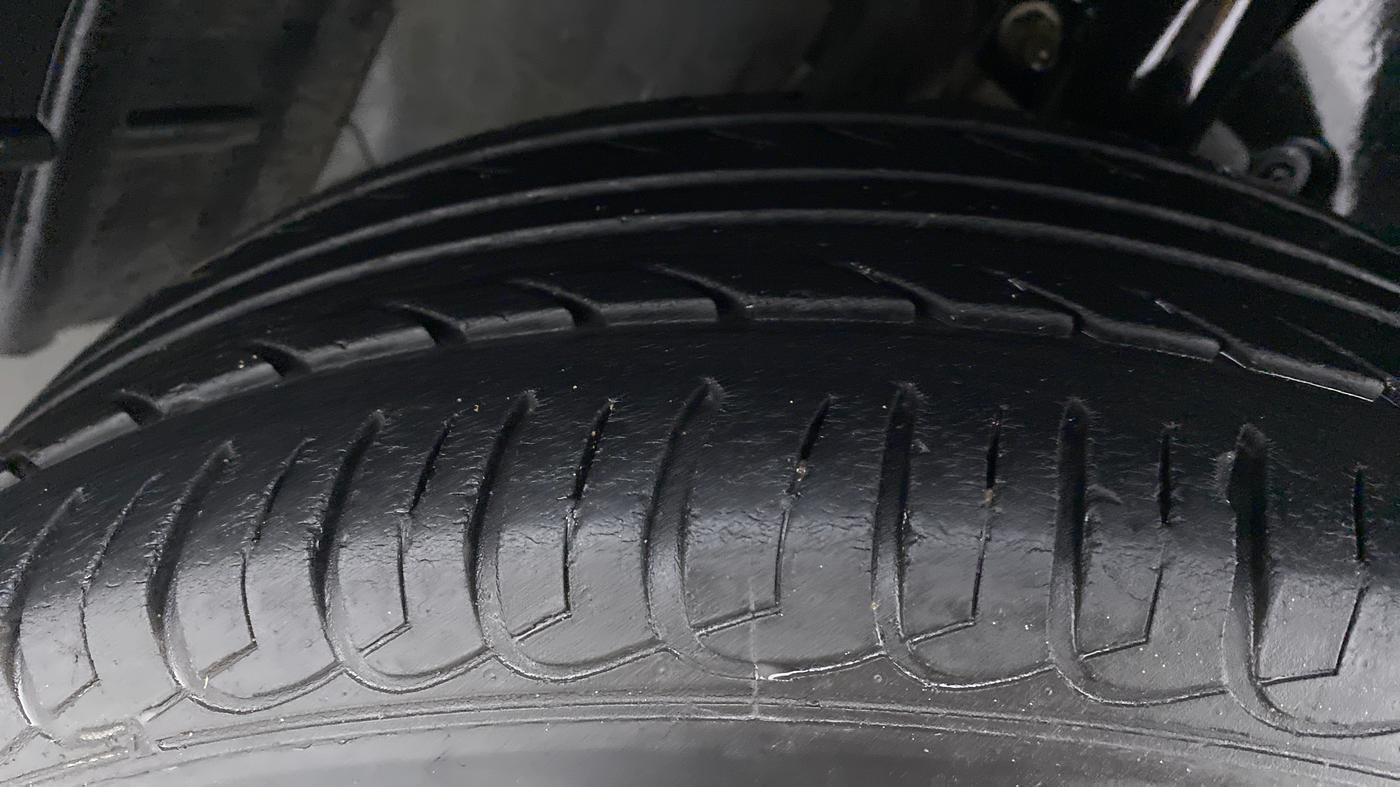 2016 Ford Ecosport 1.0 TREND+ (ECOBOOST), Petrol, Manual, 45,611 km, Right Front Tyre Tread