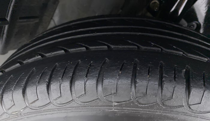 2016 Ford Ecosport 1.0 TREND+ (ECOBOOST), Petrol, Manual, 45,611 km, Right Front Tyre Tread
