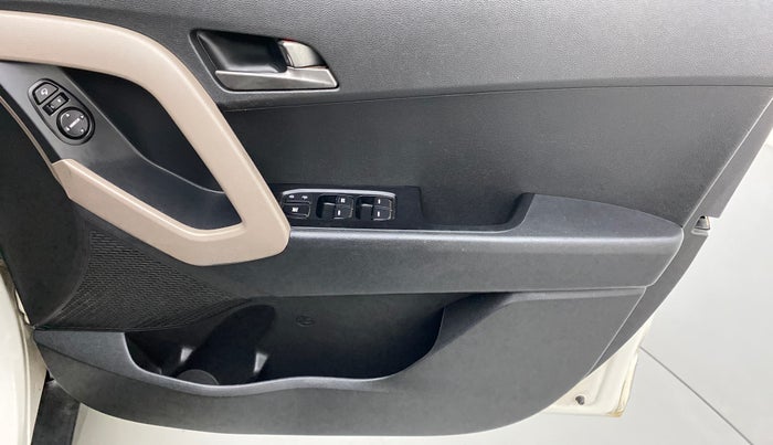 2016 Hyundai Creta 1.6 CRDI SX PLUS AUTO, Diesel, Automatic, 97,085 km, Driver Side Door Panels Control