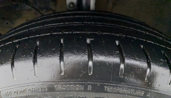 2018 Maruti Baleno ZETA CVT PETROL 1.2, Petrol, Automatic, 47,747 km, Left Front Tyre Tread