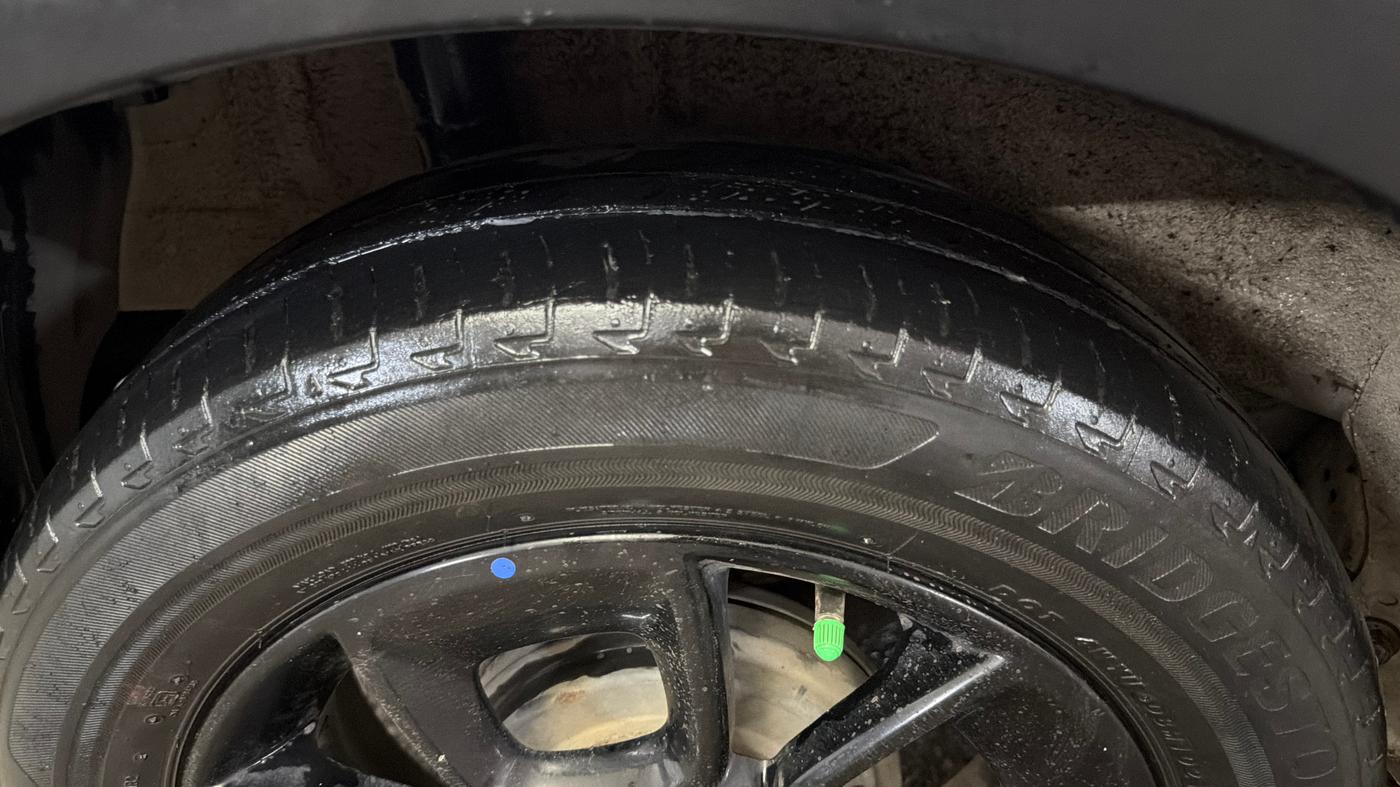 2021 Maruti IGNIS ZETA 1.2 AMT, Petrol, Automatic, 49,853 km, Right Rear Tyre Tread